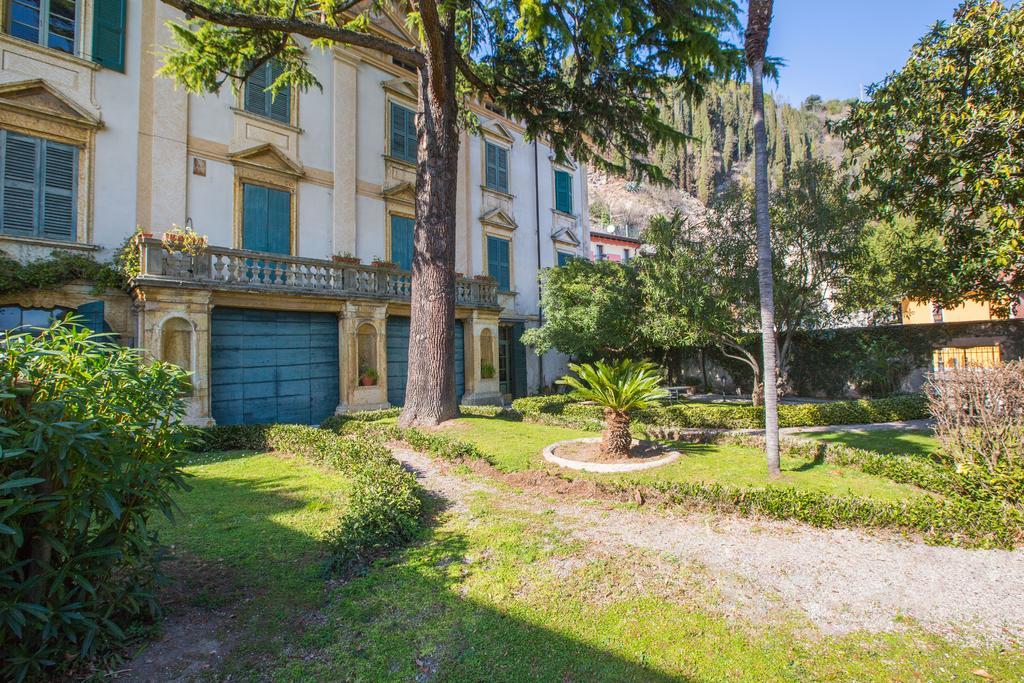 Il Batti Apartment Water Front And Private Beach Toscolano Maderno Exteriör bild