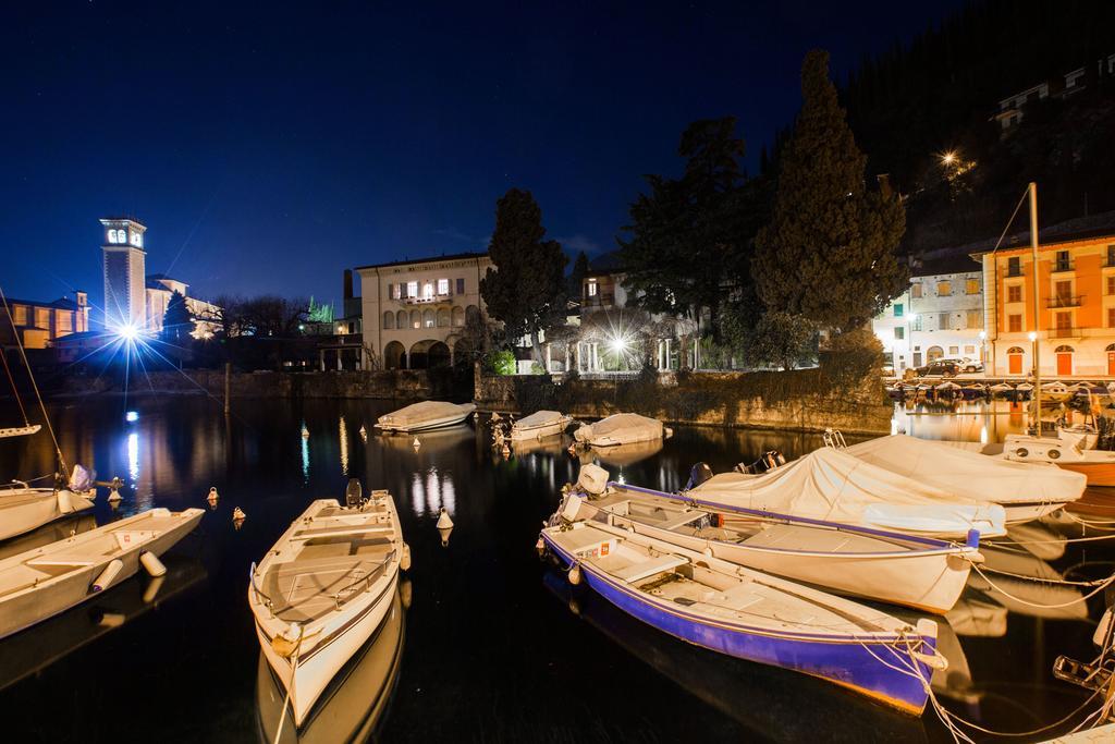 Il Batti Apartment Water Front And Private Beach Toscolano Maderno Exteriör bild