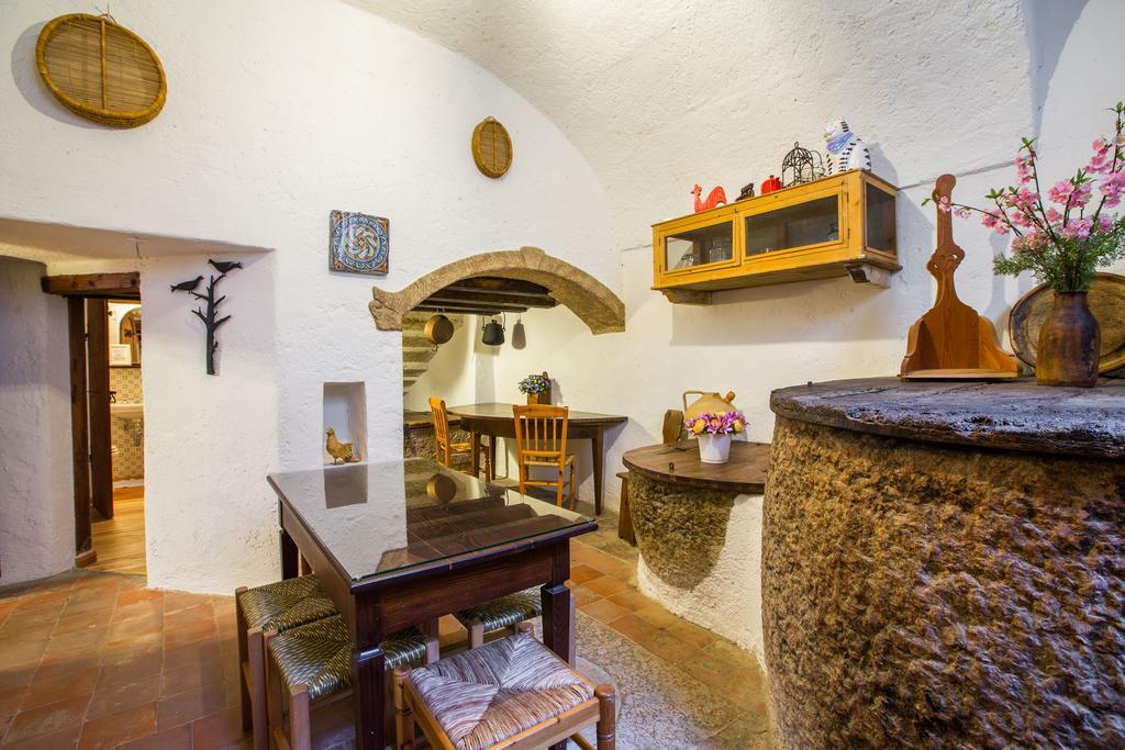 Il Batti Apartment Water Front And Private Beach Toscolano Maderno Exteriör bild
