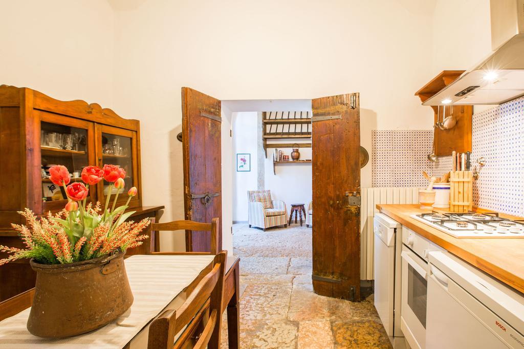 Il Batti Apartment Water Front And Private Beach Toscolano Maderno Exteriör bild